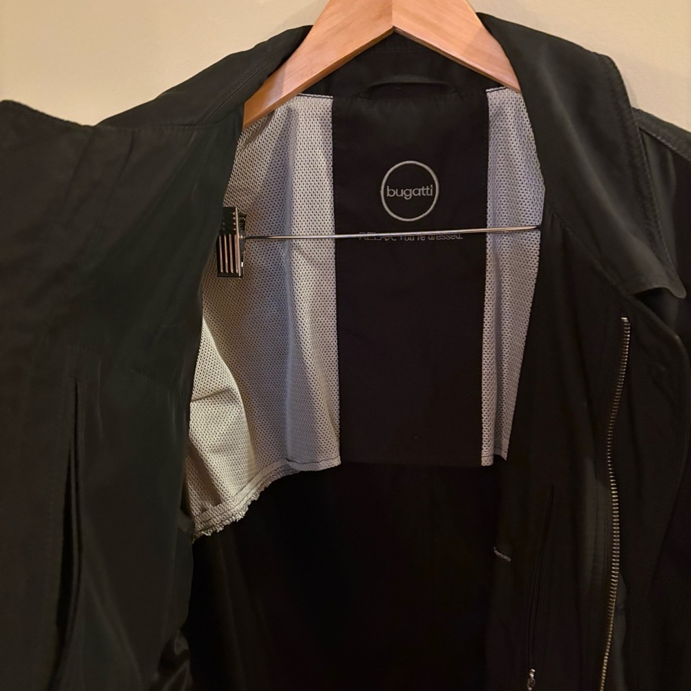 Bugatti Men's Black Single-Breasted Trench Coat, Sz 44R - Picture 4 of 16